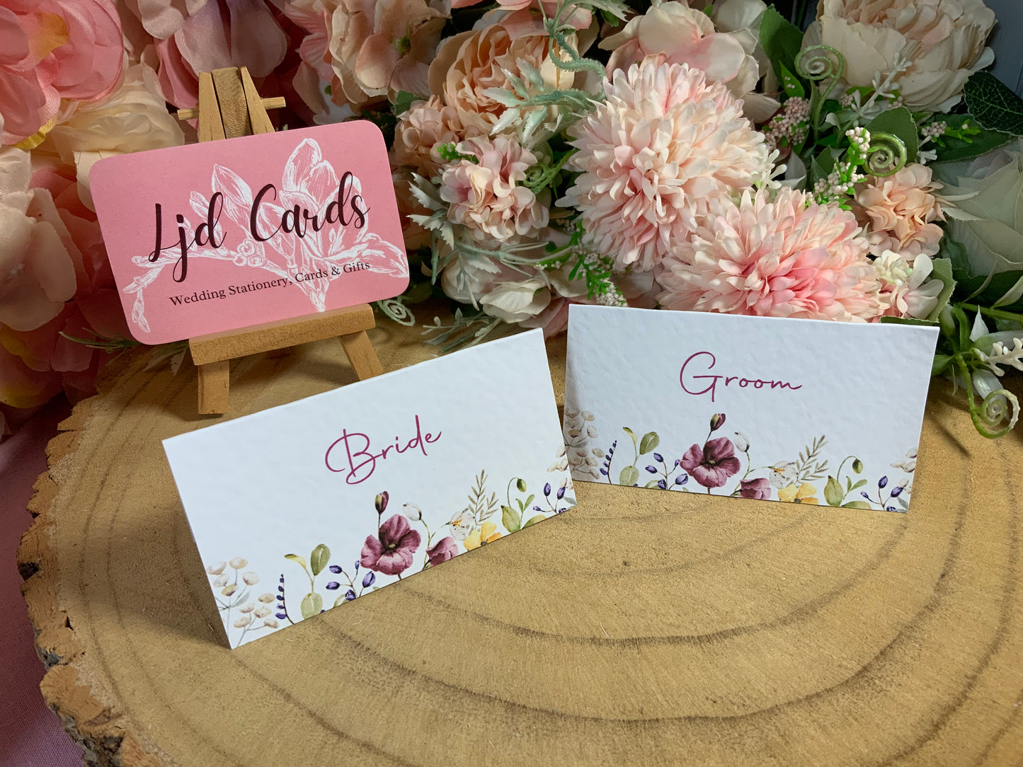 Wildflower Personalised Wedding Place cards